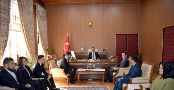 Okçuluk antrenörlerinden Vali Elban’a ziyaret