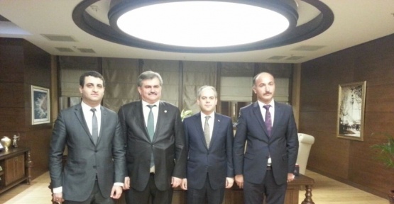 Çaturoğlu, Çağatay Kılıç ile spor yatırımlarını görüştü