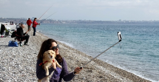 Antalya’da ‘kış güneşi’ keyfi