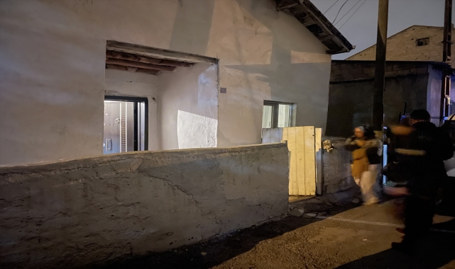 Kayseri'de kurşunlanan evde bir kişi başından yaralandı