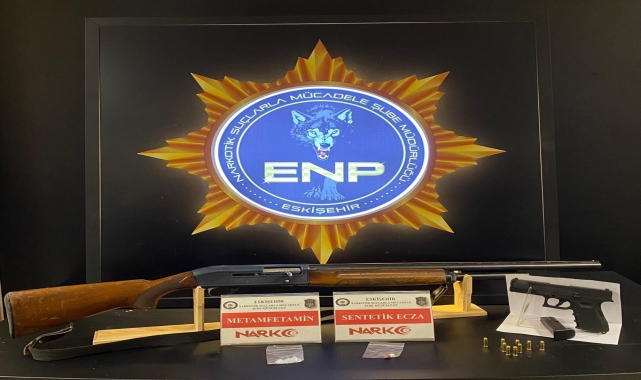 Eskişehir'de 4 uyuşturucu şüphelisi tutuklandı