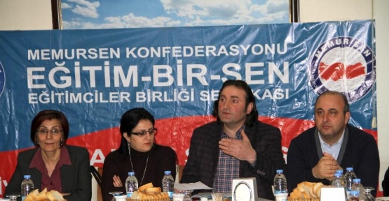 Eğitim Bir-Sen Çalıştay’da sorunları dinliyor