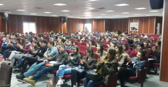 Didim’de kariyer günleri semineri yapıldı
