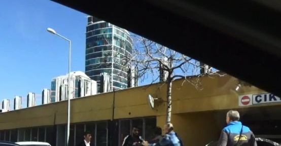 Bursa’da tekme tokat yol verme kavgası ( Son Haber )