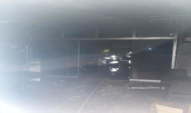 Mersin'de iş yerinde çıkan yangın söndürüldü