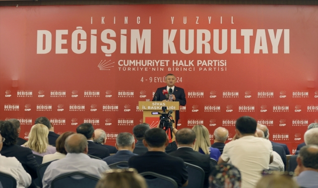 CHP Genel Başkanı Özel, Sivas'ta partisinin