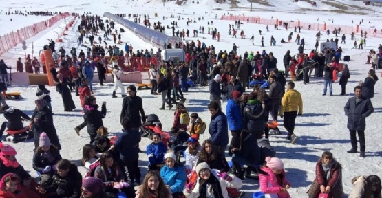 GKV’liler kayak eğitim kampında çalışmalara başladı