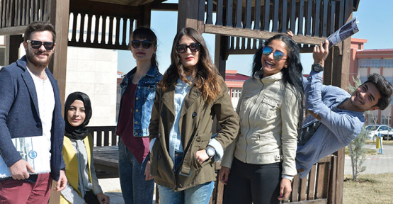 Karaman da 3 bin 977 yeni üniversite öğrencisi yerleşti