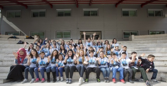 Minikler üniversiteli oldu