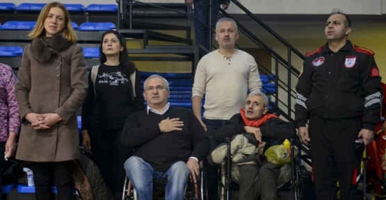 Engelleri sporla aştılar