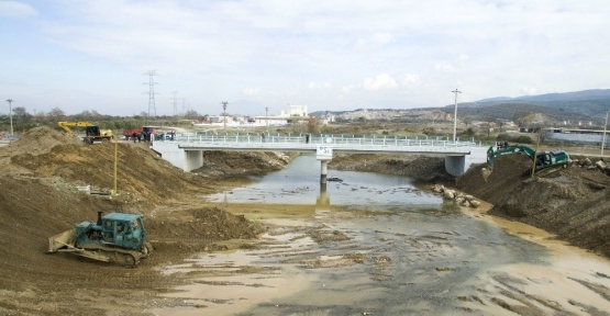 Menderes’in hatırasına Bakan Eroğlu sahip çıktı