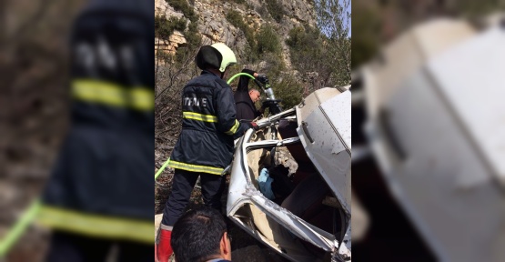 Otomobil 150 metrelik uçuruma yuvarlandı: 1 ölü