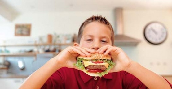 Çocukların beslenmesinde 3 önemli tüyo