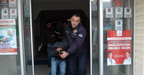 Fırına giren hırsızlara suçüstü