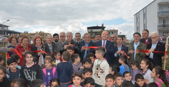 Efeler’de toplu park açılışı