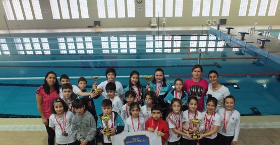 Aydın Başak Koleji madalyaları topladı