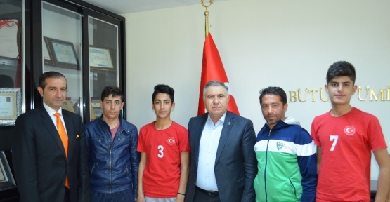 Hokey milli takımına Adıyaman’dan 3 sporcu seçildi