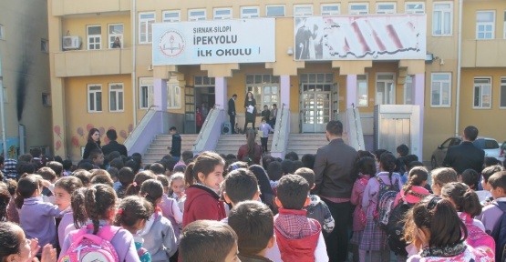 Silopi’de en güzel İstiklal Marşı okuma yarışması