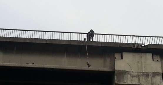 15 Temmuz Şehitler Köprüsü’nde intihar girişimi