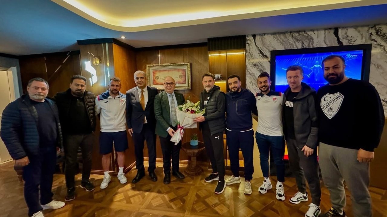 Elazığspor’a Elfed Morali