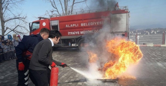 İtfaiyeden yangın ve deprem tatbikatı
