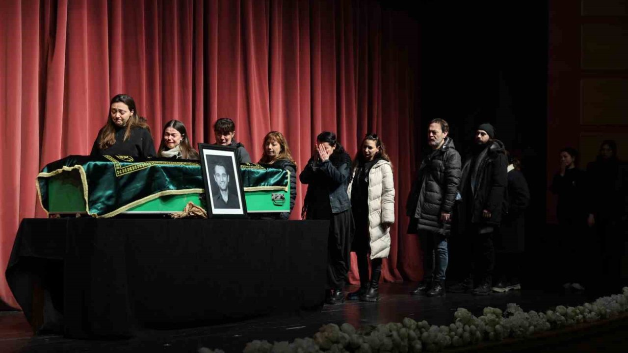 Şehir Tiyatroları Oyuncusu Umut Bazlama’ya Acı Veda