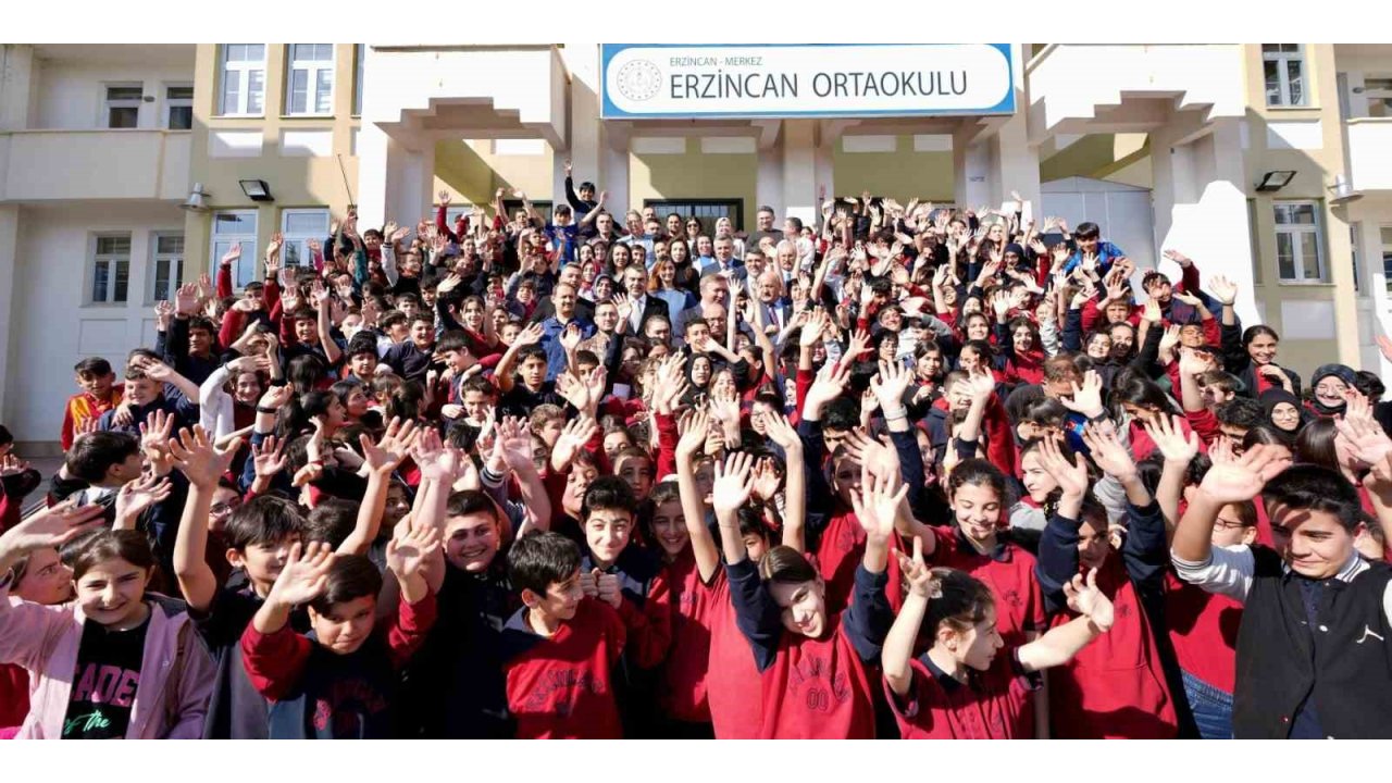 Milli Eğitim Bakanı Tekin Erzincan’a Geldi