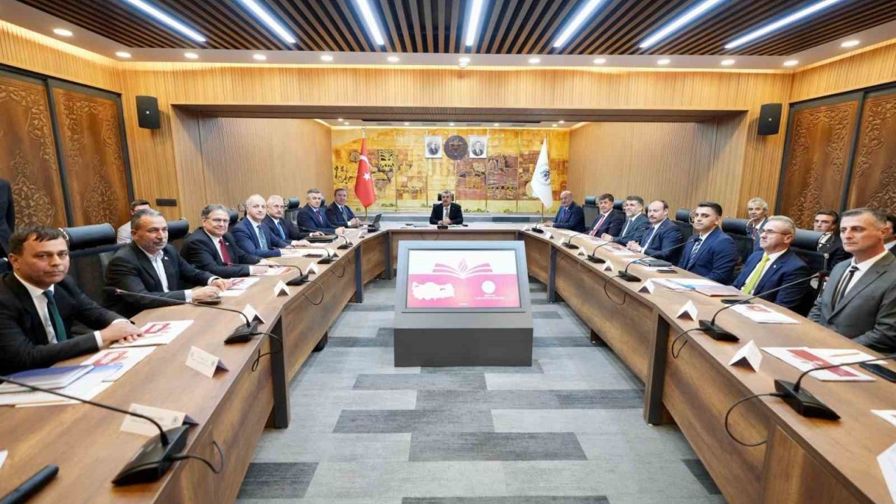 Erzincan İl Eğitim Değerlendirme Toplantısı, Bakan Tekin’in Başkanlığında Yapıldı