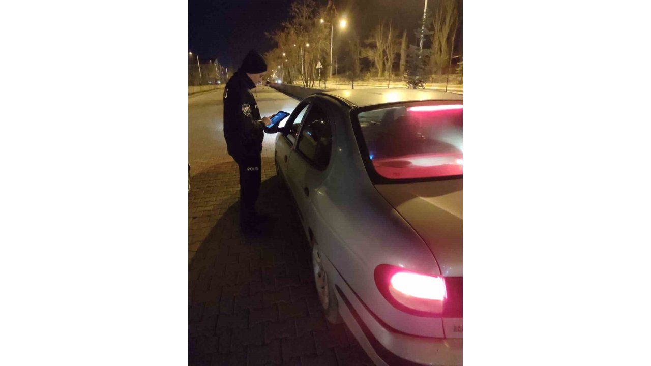 Polis Günde İki Kez Asayiş Uygulaması Yapıyor