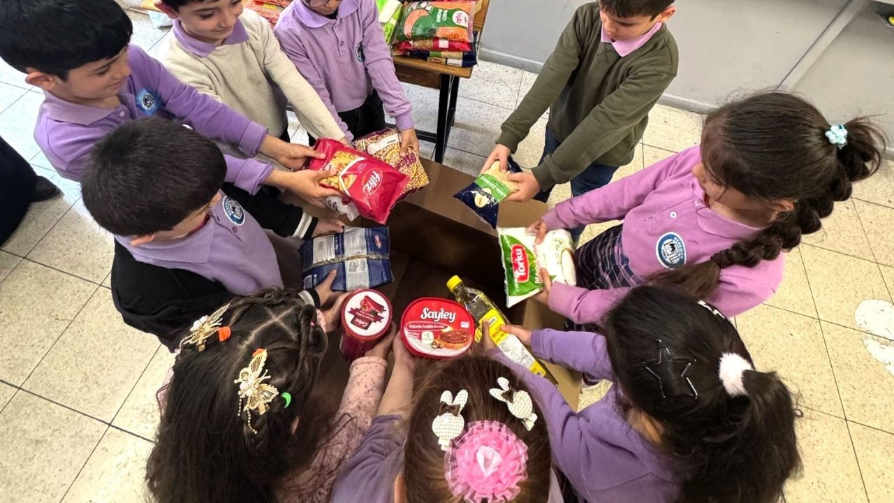 Minik Kalplerden İhtiyaç Sahiplerine Yardım Eli