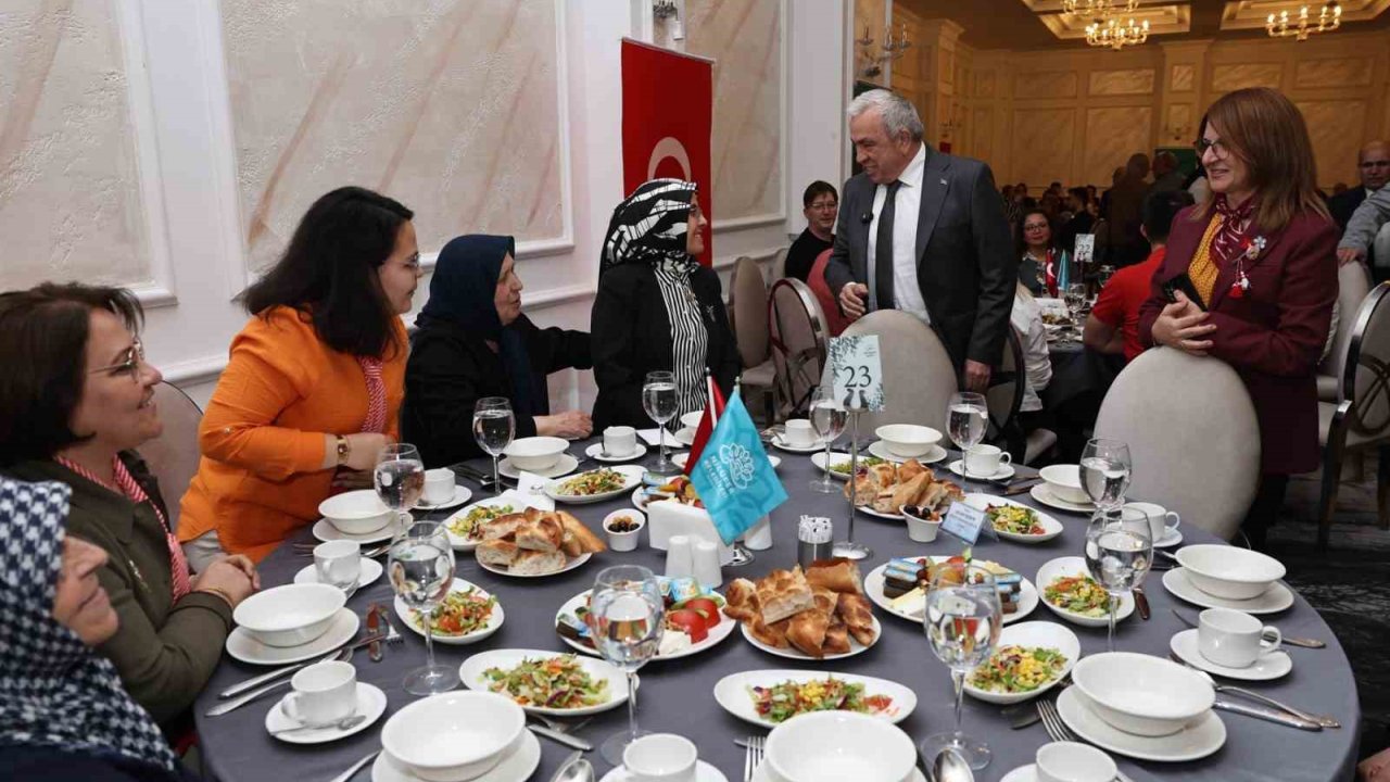 Başkan Şadi Özdemir: "Şehit Aileleri Ve Gazilerimizin Her Daim Yanındayız"