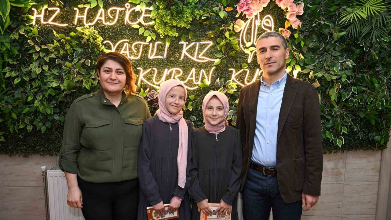 Vali Aktaş, Hz. Hatice Yatılı Hafızlık Kız Kur'an Kursu Öğrencileriyle İftar Sofrasında Buluştu