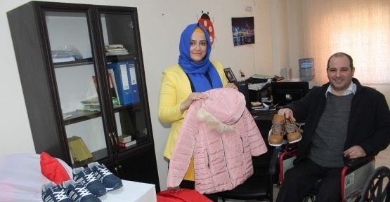 Engelli genç sosyal medyayı hayır yapmak için kullanıyor