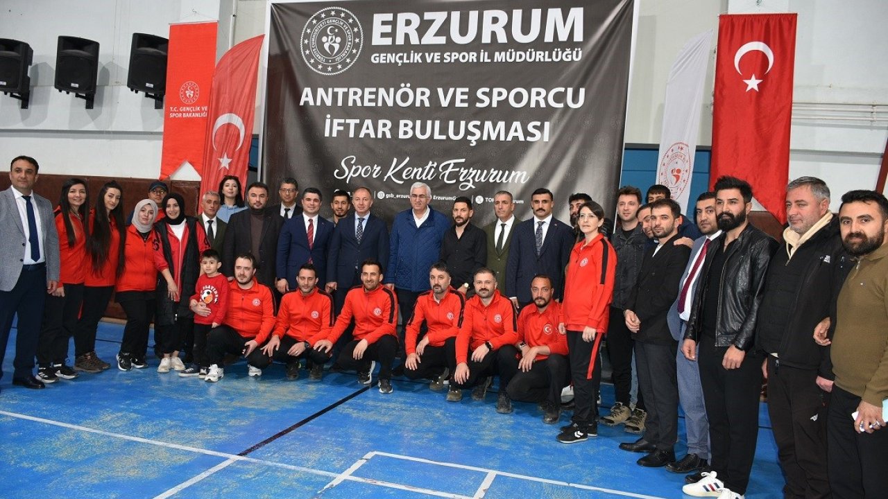 Milletvekili Öz, Spor Ailesi İle İftar Yaptı