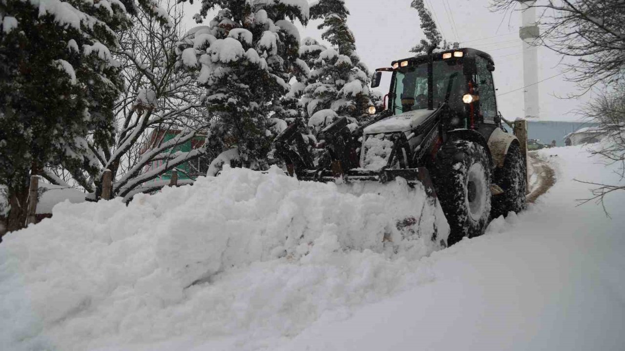 Canik Belediyesi’nden Karla Mücadele Çalışmaları