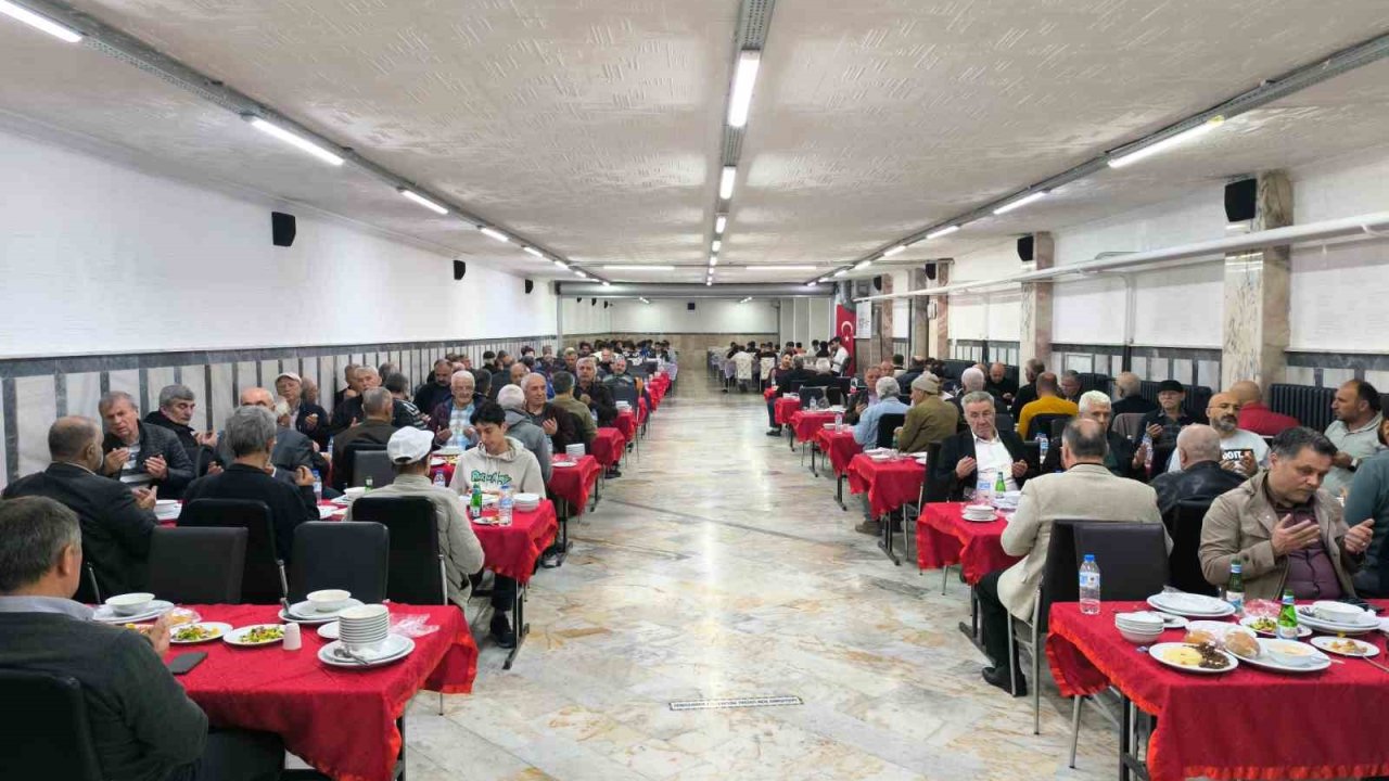 Karahisar Masterler Derneği Üyeleri İftarda Buluştu