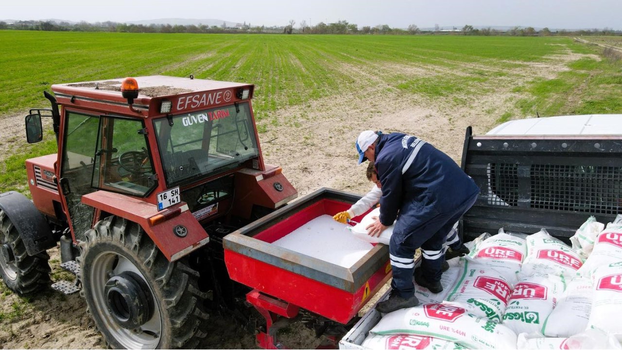 Büyükşehirin Ürettiği Sıvı Gübrede İlk Uygulama Başlatıldı