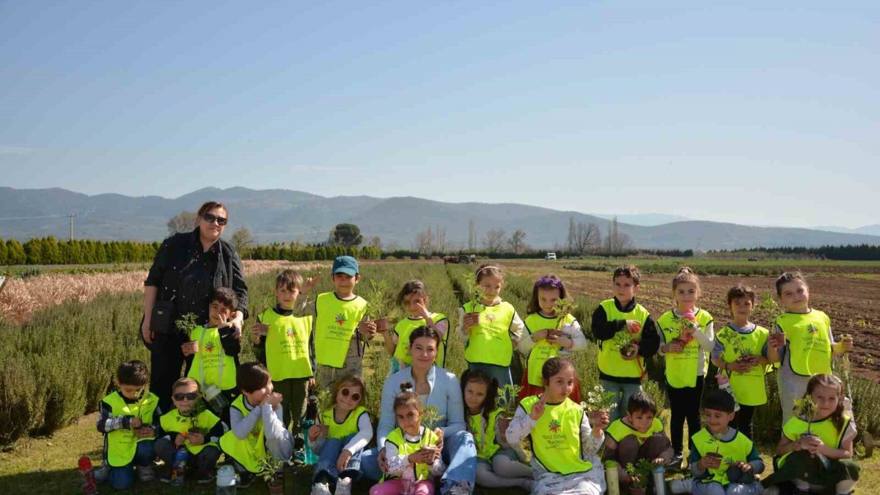 Minik Öğrenciler Baçem’de Bitkilerle Tanıştı