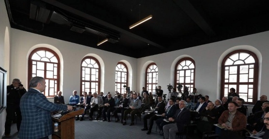 Başkan Çelik Büyükşehir Stratejik Araştırmalar Merkezi’ni tanıttı