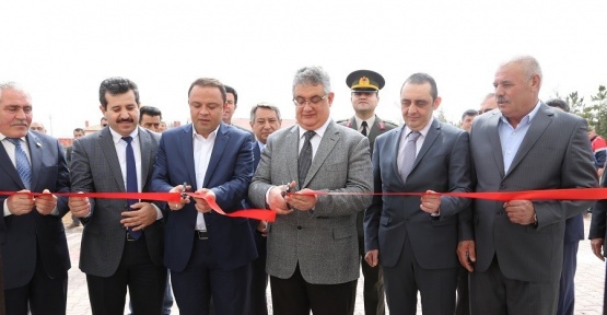 Eskil ilçesi Kökez köyünde Köy Konağı törenle açıldı