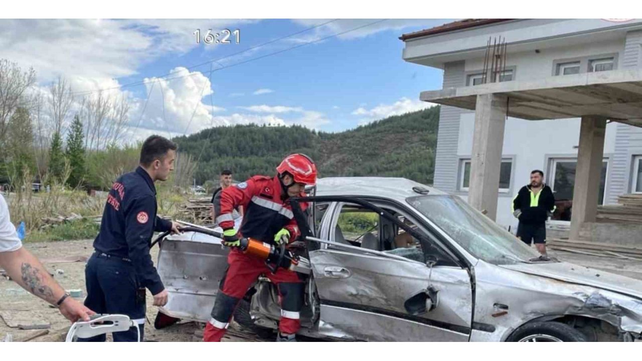 Muğla Büyükşehir İtfaiyesi Bayram Tatilinde 144 Olaya Müdahale Etti