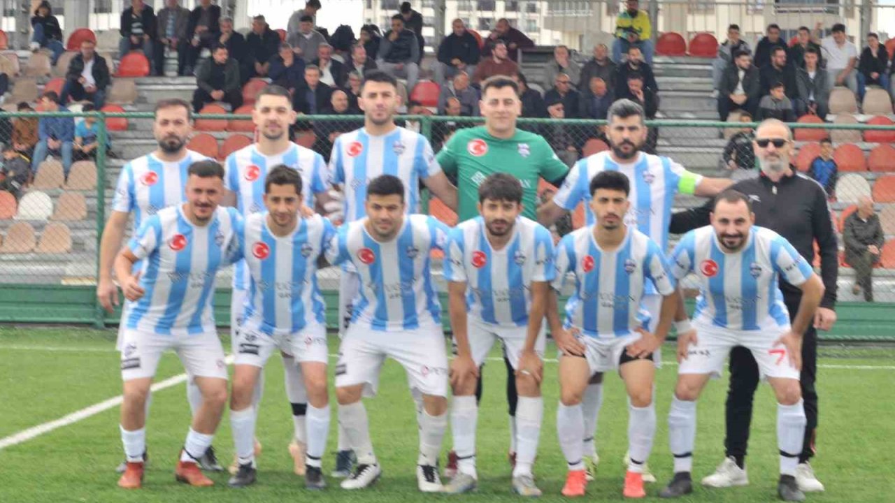 Erciyes İdmangücü Zirveye Yerleşti