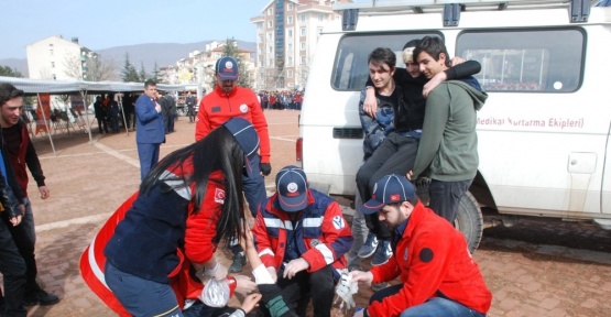Tokat’ta okulda deprem tatbikatı