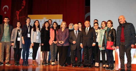 “Eczacılığın Dünü, Bugünü, Yarını” konferansı düzenlendi