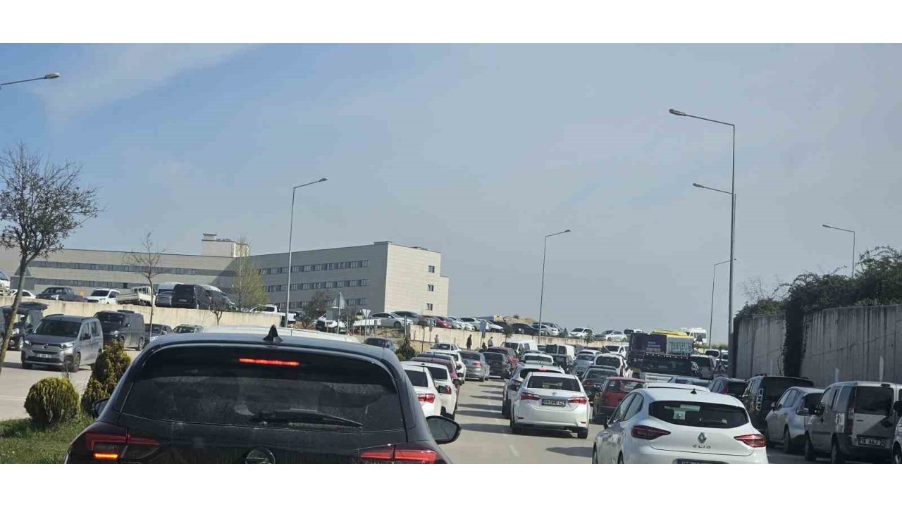 Şehir Hastanesi’nde Otopark Çilesi