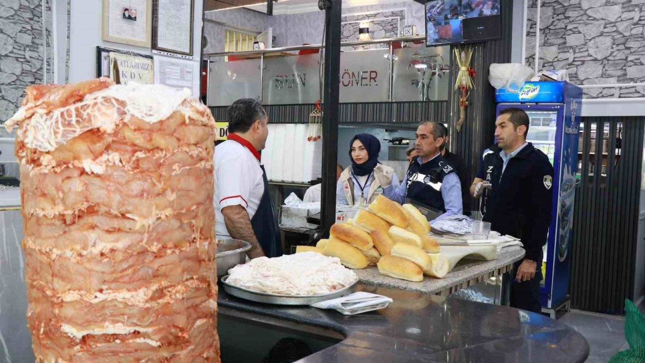 Haliliye’de Dönercilere Denetim