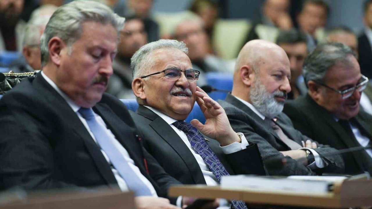 Büyükşehir Meclisi’nde 2024 Yılı Faaliyet Raporu Onaylandı