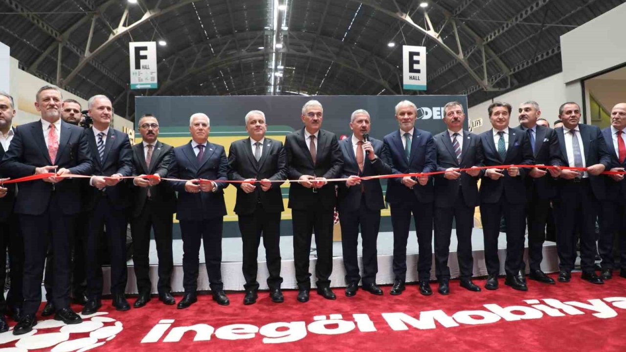 İnegöl’de 52. Mobilya Fuarı Başladı