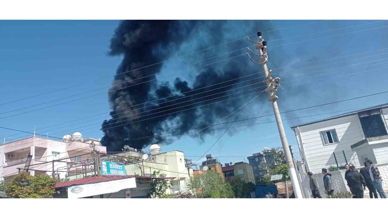 Siirt’te Tandırdan Sıçrayan Kıvılcımlar Yangına Neden Oldu