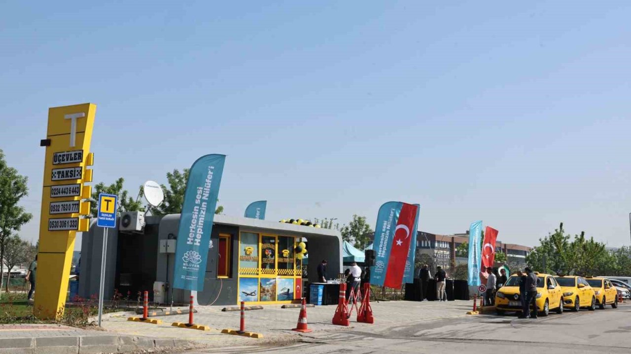 Üçevler’de Modern Taksi Durağı Hizmete Açıldı